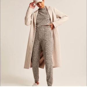 Abercrombie & Fitch Sweatpants Leopard Soft A&F Collection Womens XS